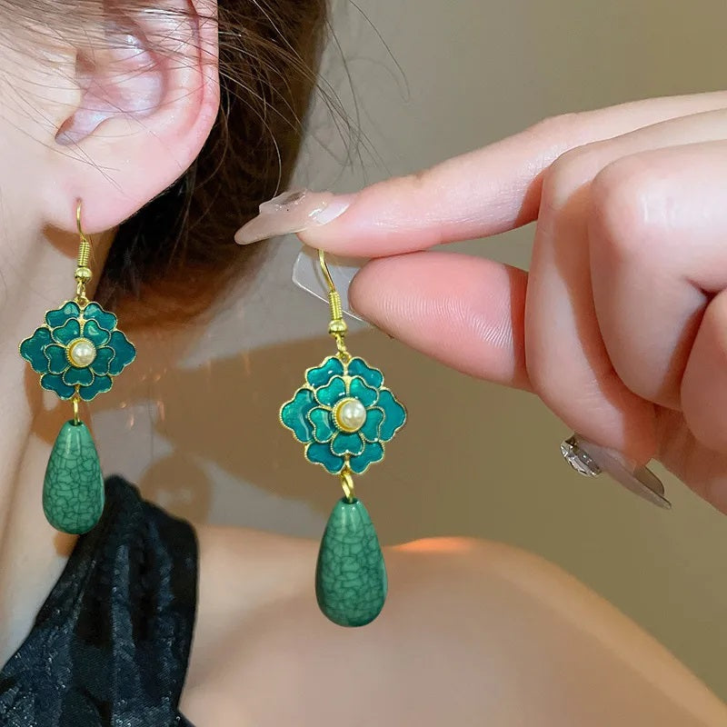 Retro Floral Drop Earrings